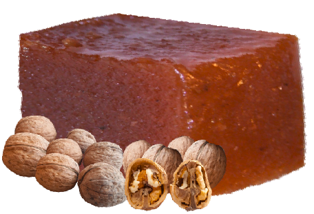 Membrillo con nueces